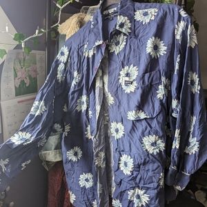 Guess billowy button up